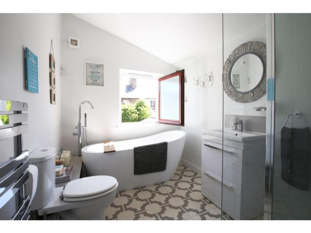 Modern, Chic 2Br Townhouse In Central อ็อกซ์ฟอร์ด ภายนอก รูปภาพ