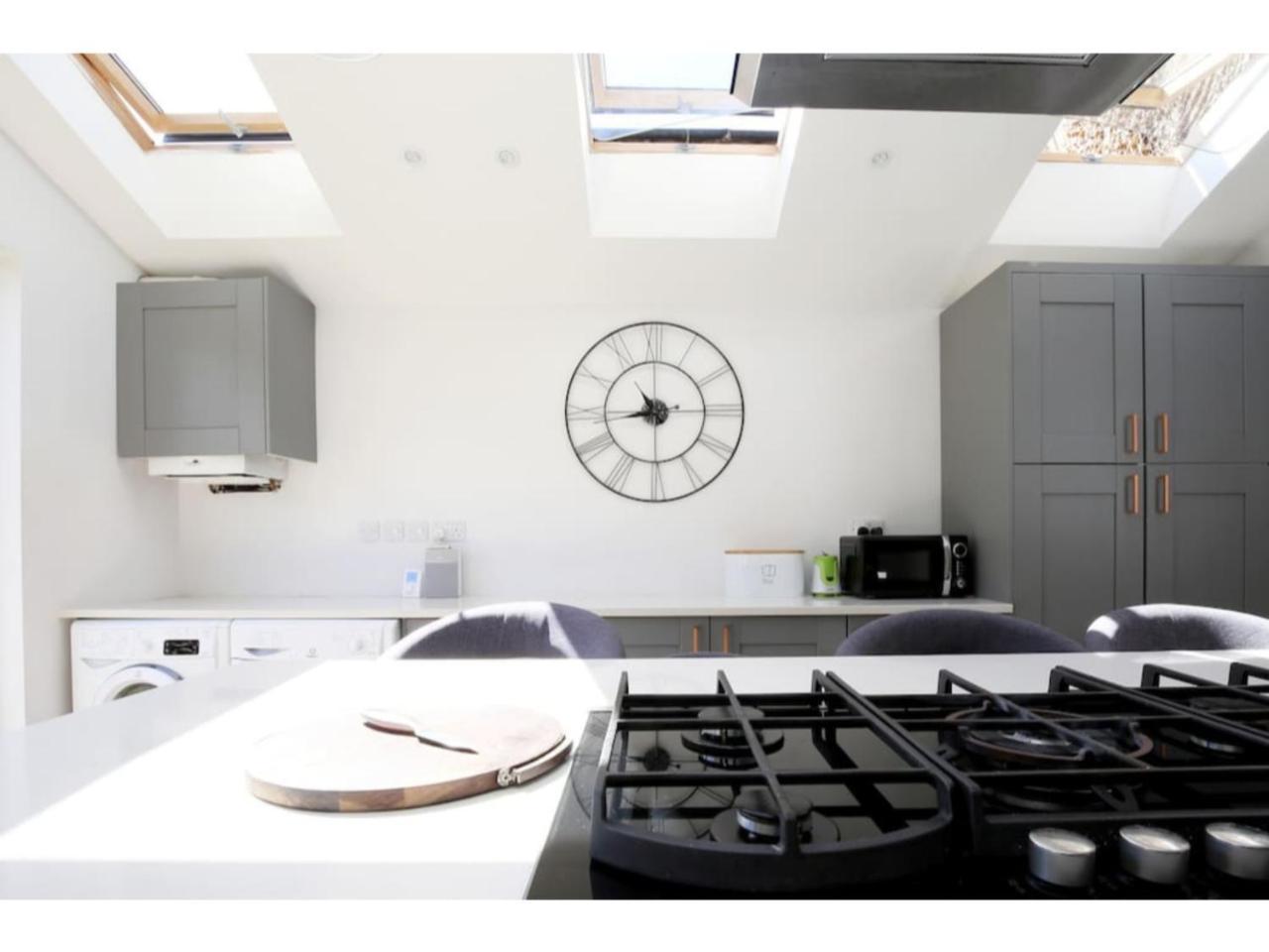 Modern, Chic 2Br Townhouse In Central อ็อกซ์ฟอร์ด ภายนอก รูปภาพ